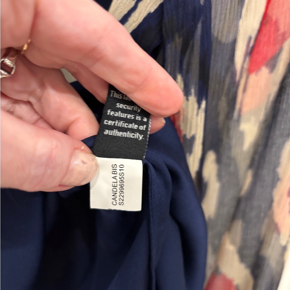 Diane Von Furstenberg Candela Blouse. Size 10 - Picture 3 of 6